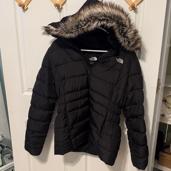 North Face Women's Gotham Black Puffer Jacket - Picture 3 of 5